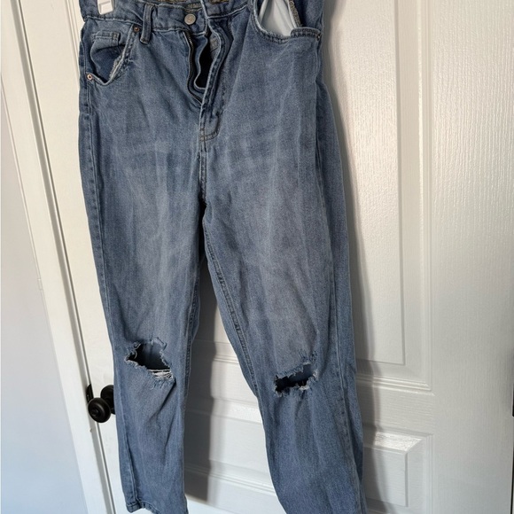 Wild Fable Light Blue High-Rise Jeans - Picture 2 of 5